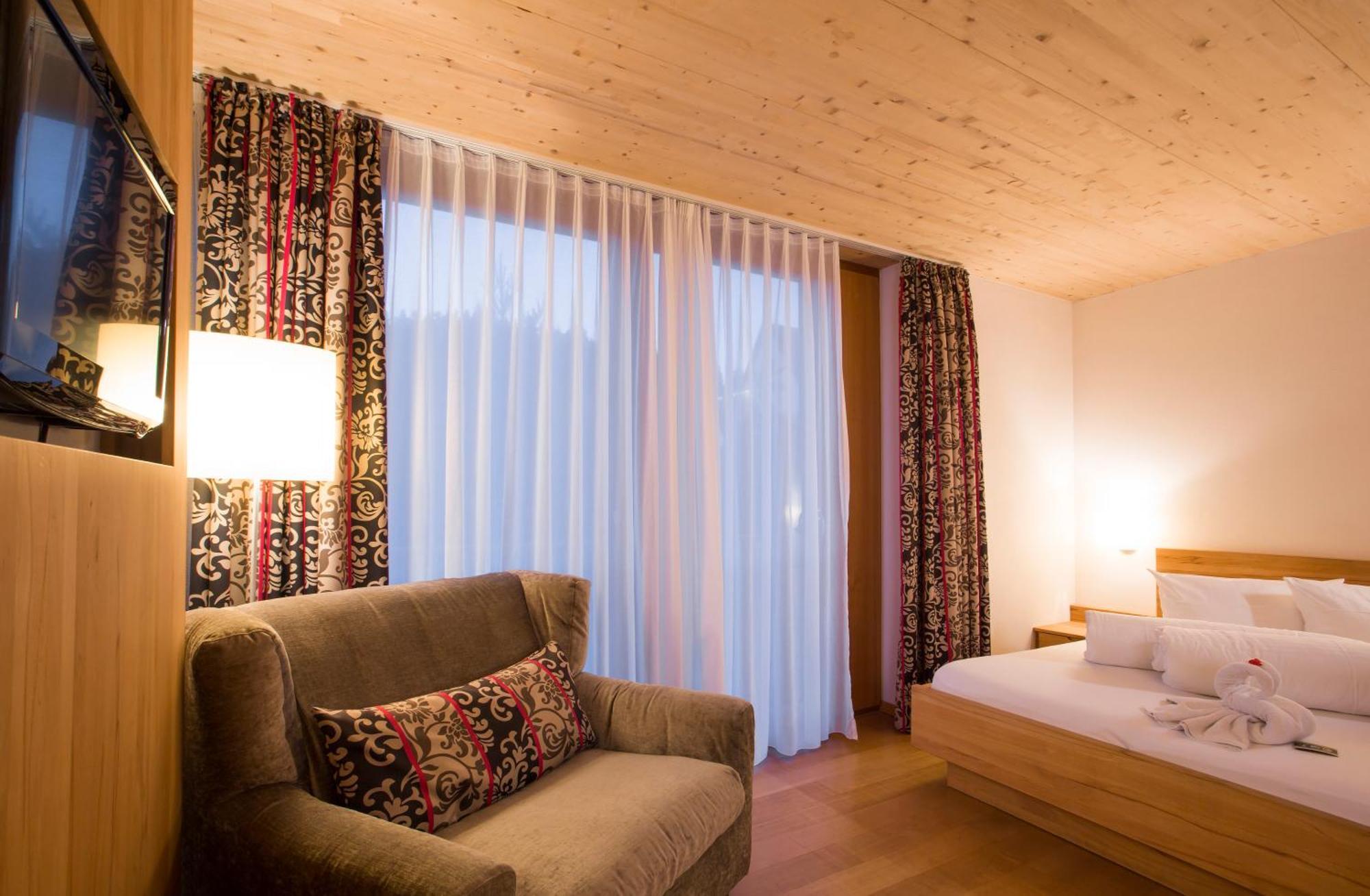 Hotel Herrmann Münsingen Екстериор снимка