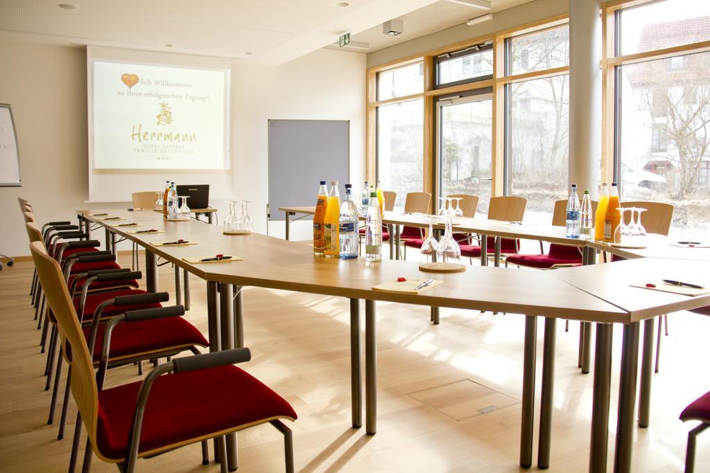 Hotel Herrmann Münsingen Екстериор снимка